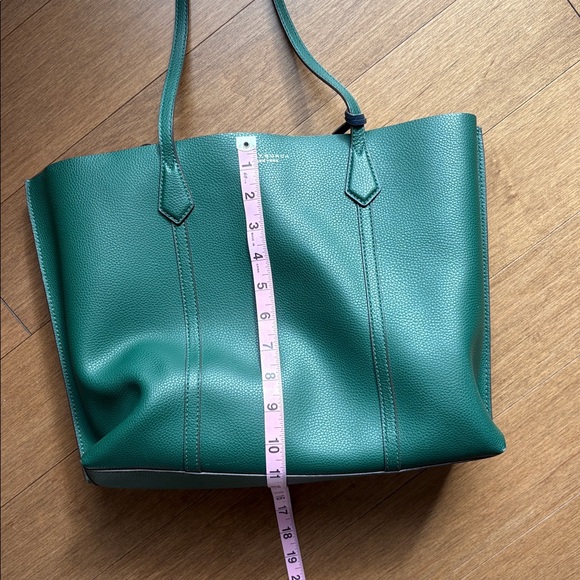 Tory Burch tote - Picture 8 of 9